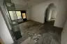 Spacious Basement Apartment in the Heart of Tlaa Al Ali