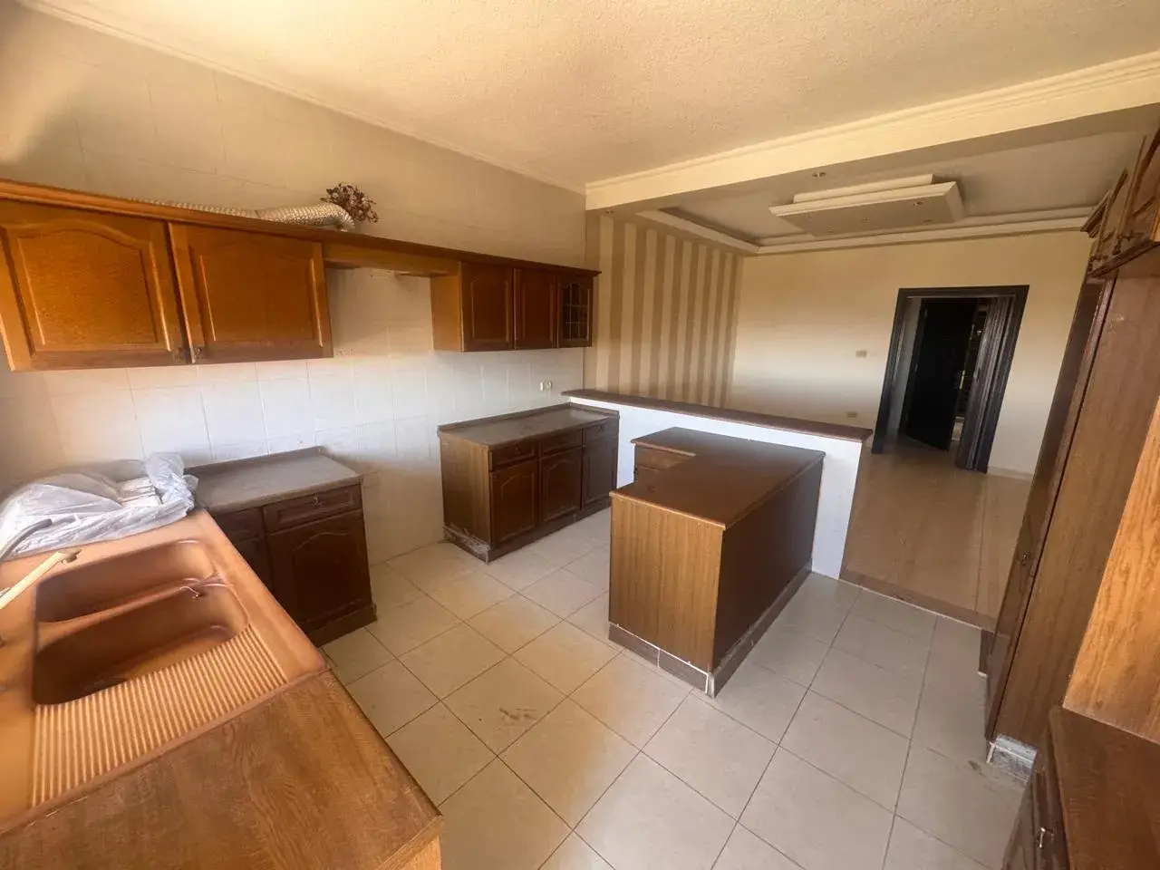 Apartment -114